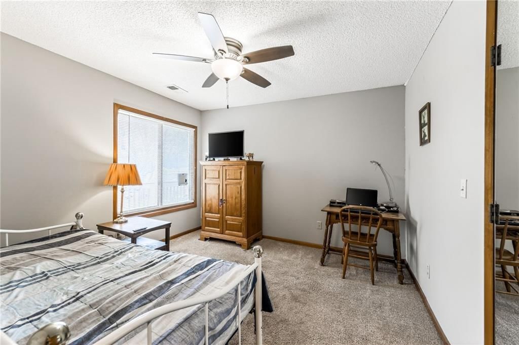 12326 Charlotte Street — photo 21