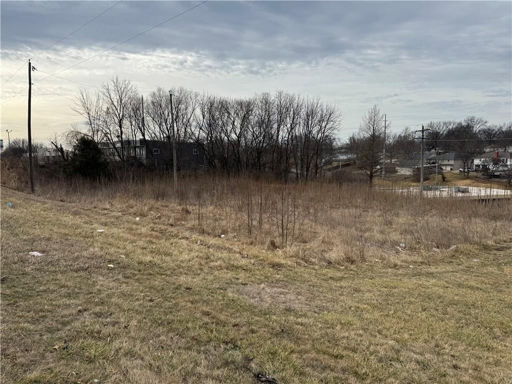 2900 S M 291 Highway — photo 3