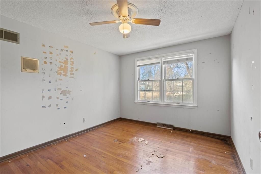 5952 Garnett Street — photo 18