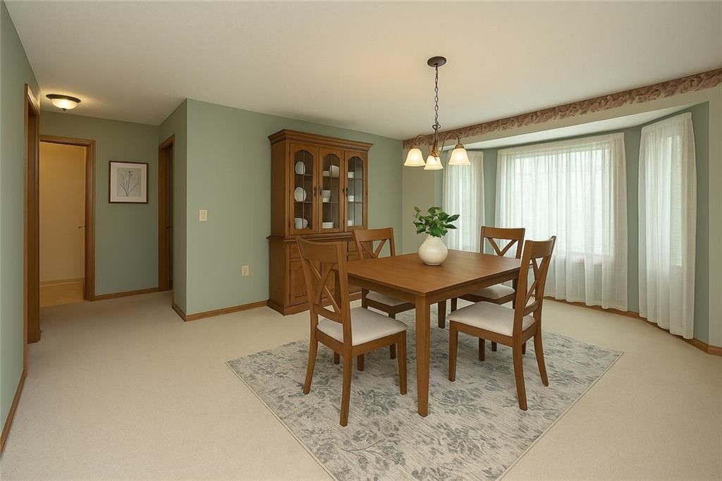 915 WALNUT Street — photo 13
