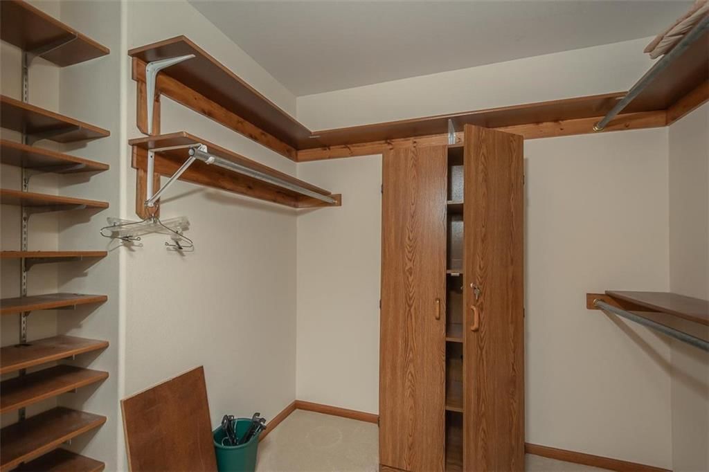 915 WALNUT Street — photo 26
