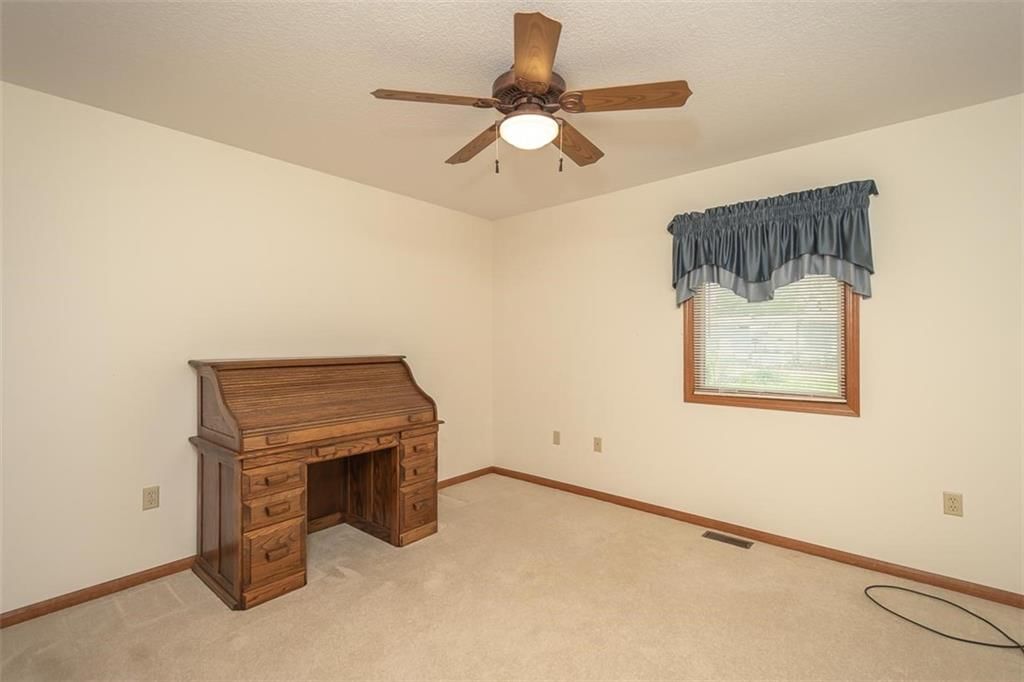 915 WALNUT Street — photo 30