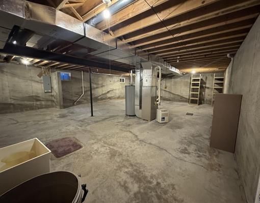 915 WALNUT Street — photo 45