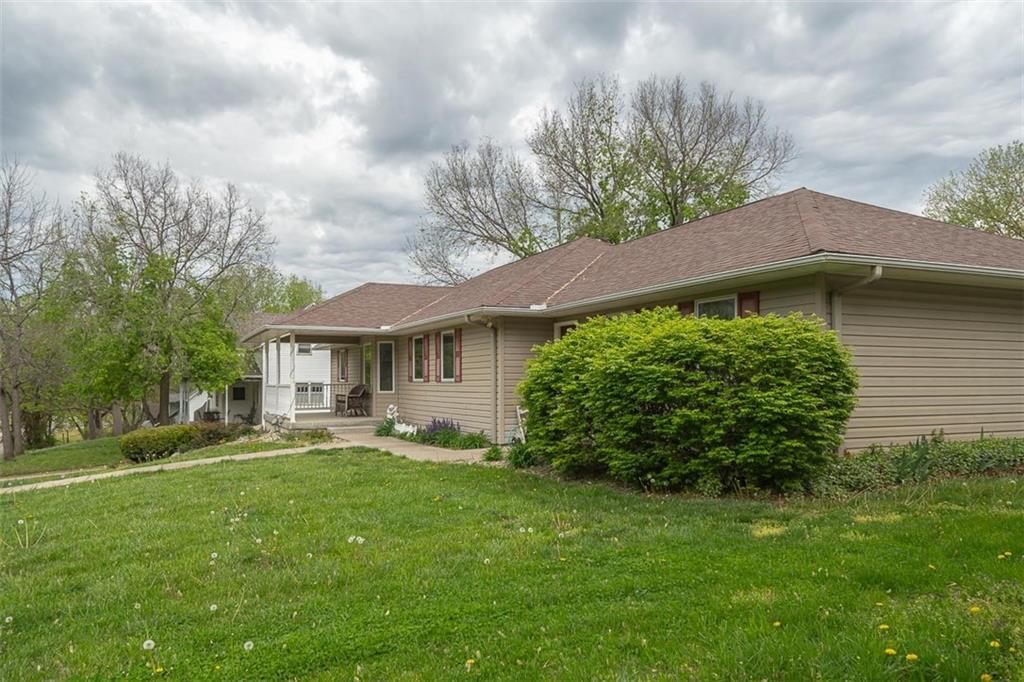 915 WALNUT Street — photo 49