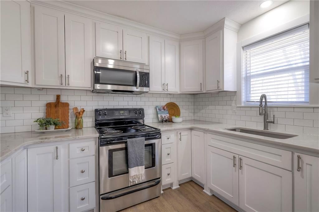 16506 GREENWALD Court — photo 9