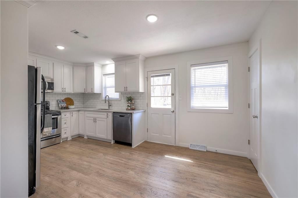 16506 GREENWALD Court — photo 10