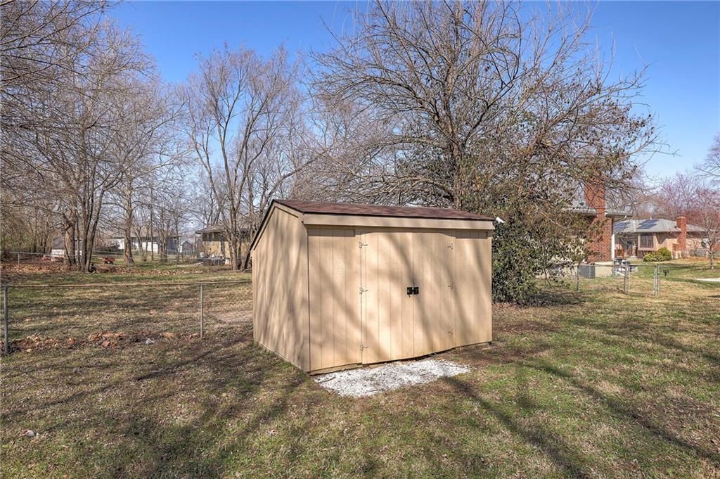 16506 GREENWALD Court — photo 27