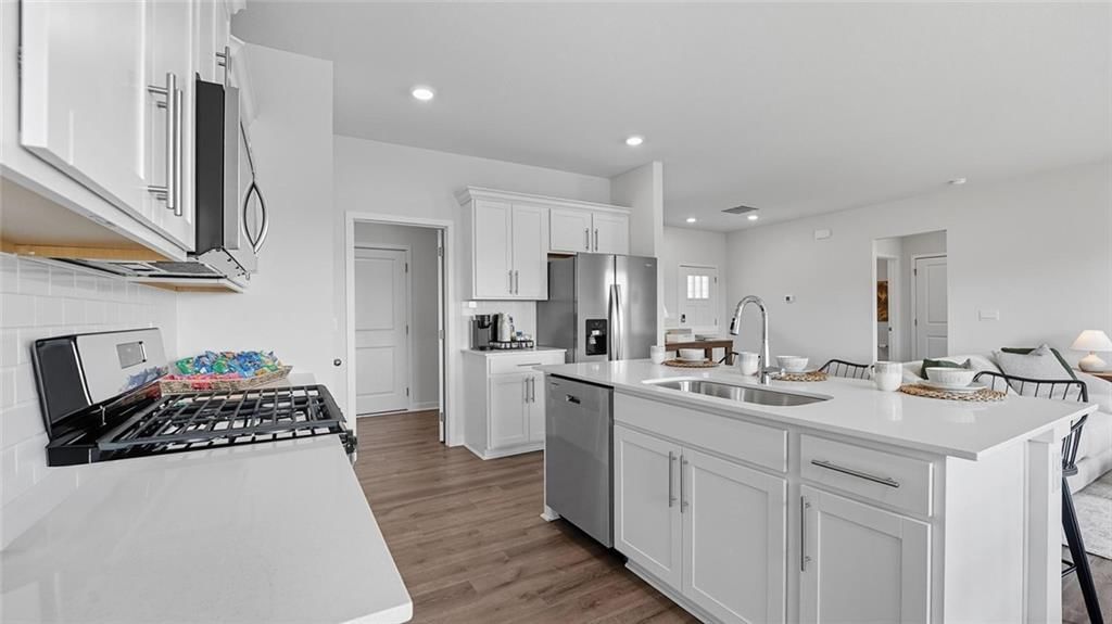 17815 Houston Street — photo 17