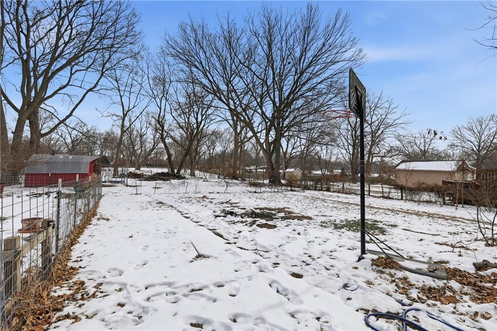 5305 Ridgeway Avenue — photo 32