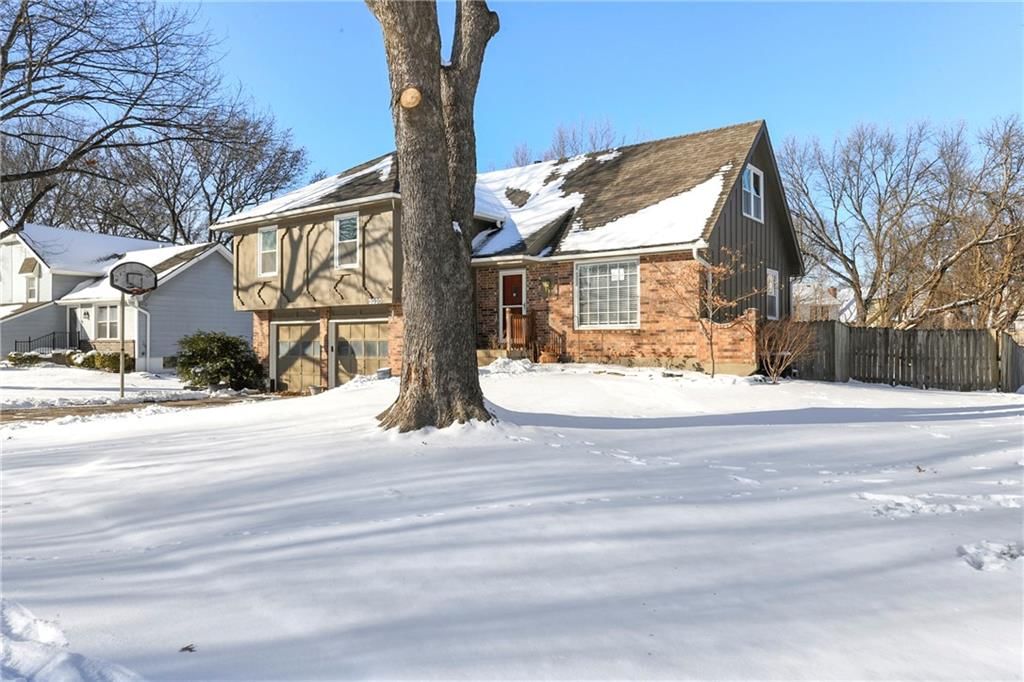 2020 E Cherokee Place — photo 3