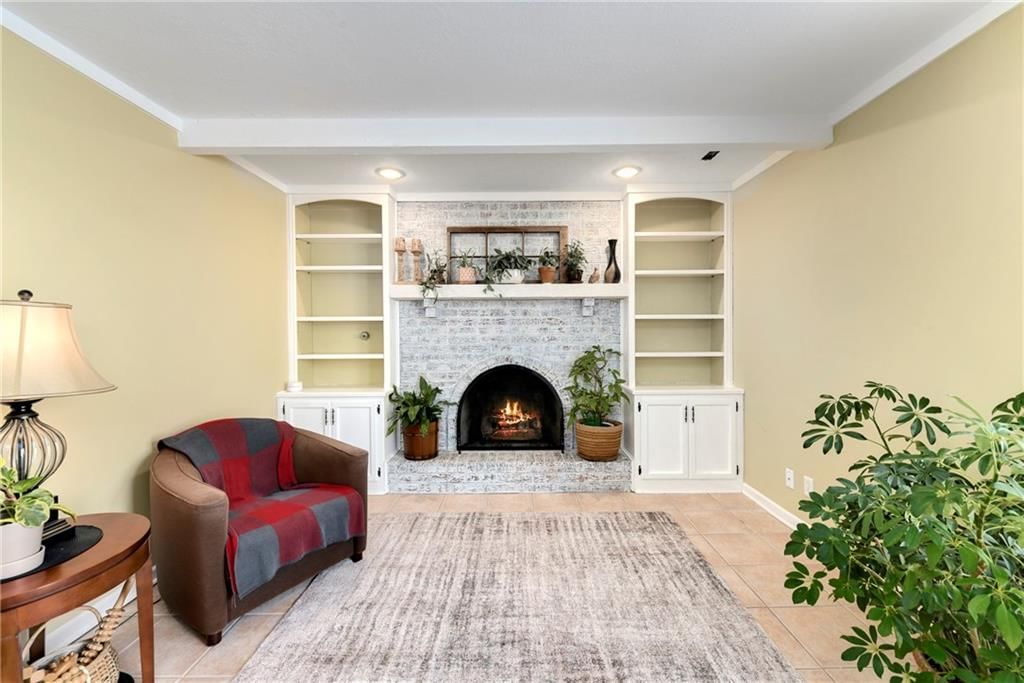 2020 E Cherokee Place — photo 23