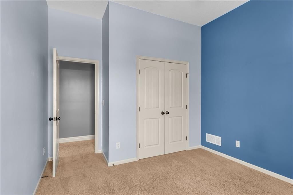 21913 W 95th Terrace — photo 42