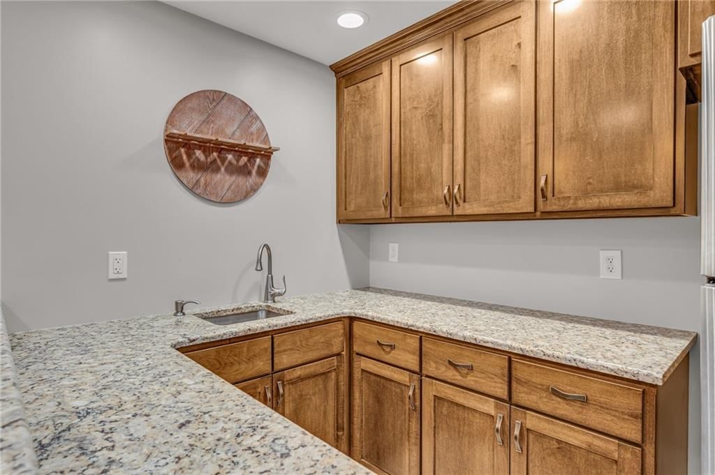 21913 W 95th Terrace — photo 49