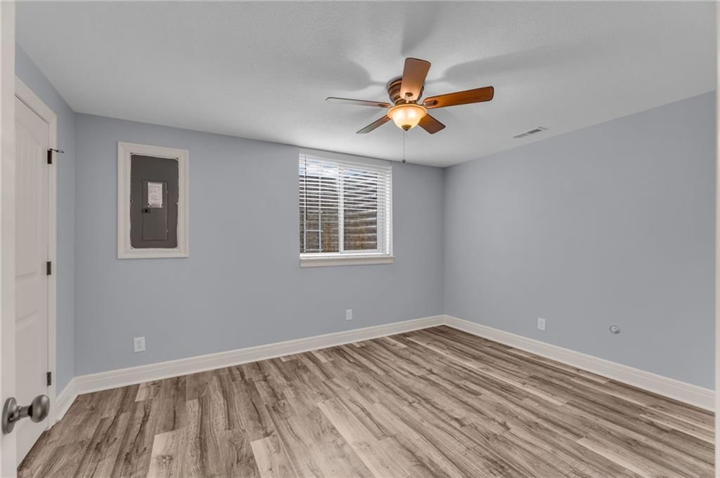 21913 W 95th Terrace — photo 50