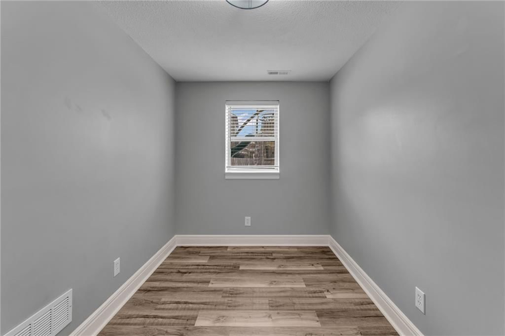 21913 W 95th Terrace — photo 52
