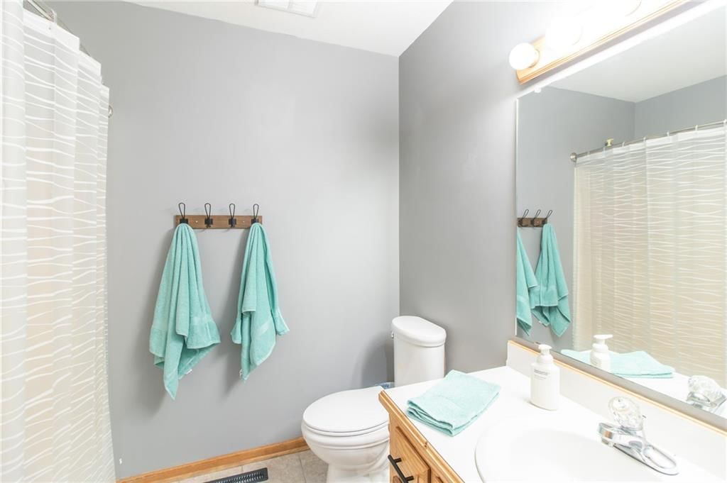 1208 Cambridge Drive — photo 13