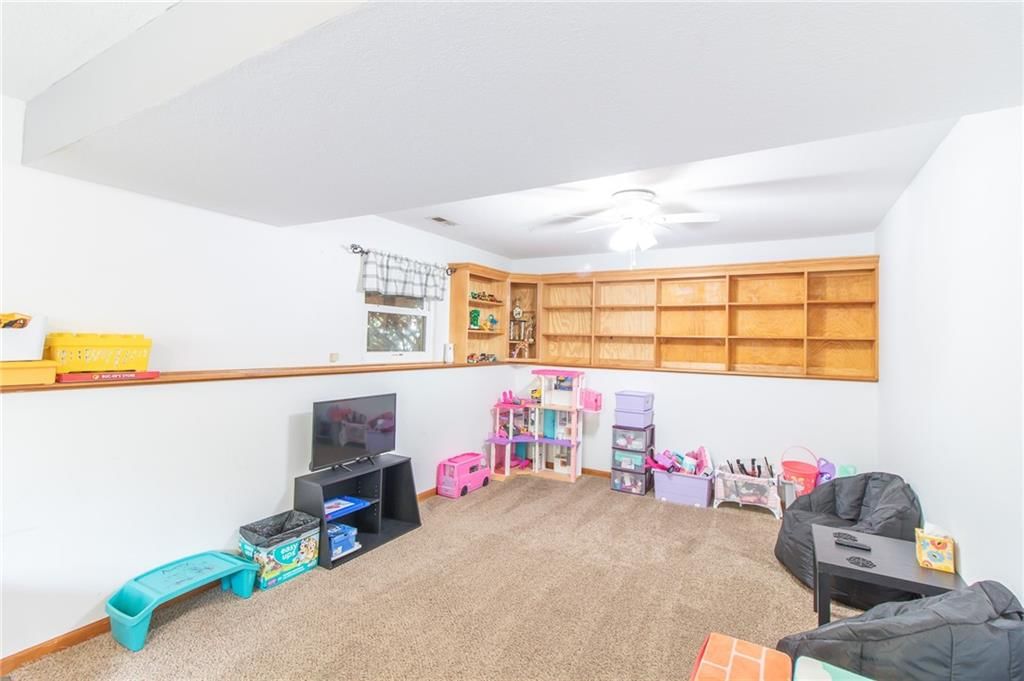 1208 Cambridge Drive — photo 16