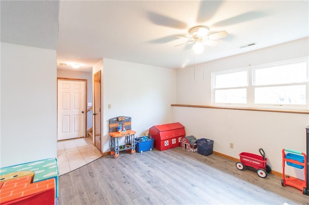 1208 Cambridge Drive — photo 18