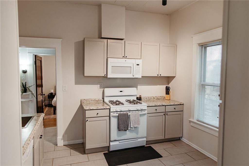 3621 CENTRAL Street — photo 31