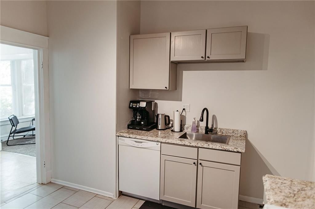 3621 CENTRAL Street — photo 34