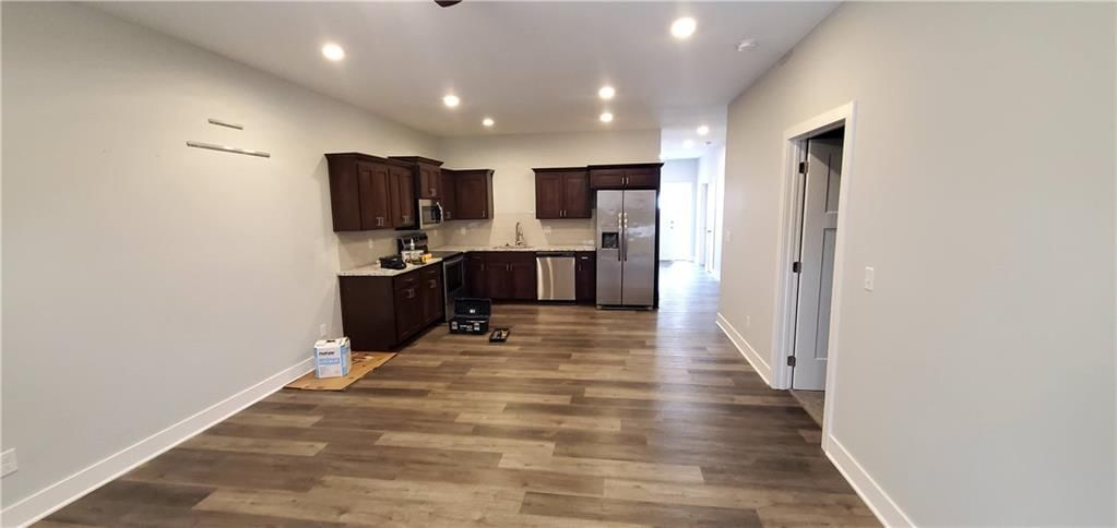 200 SE 8th Street — photo 18