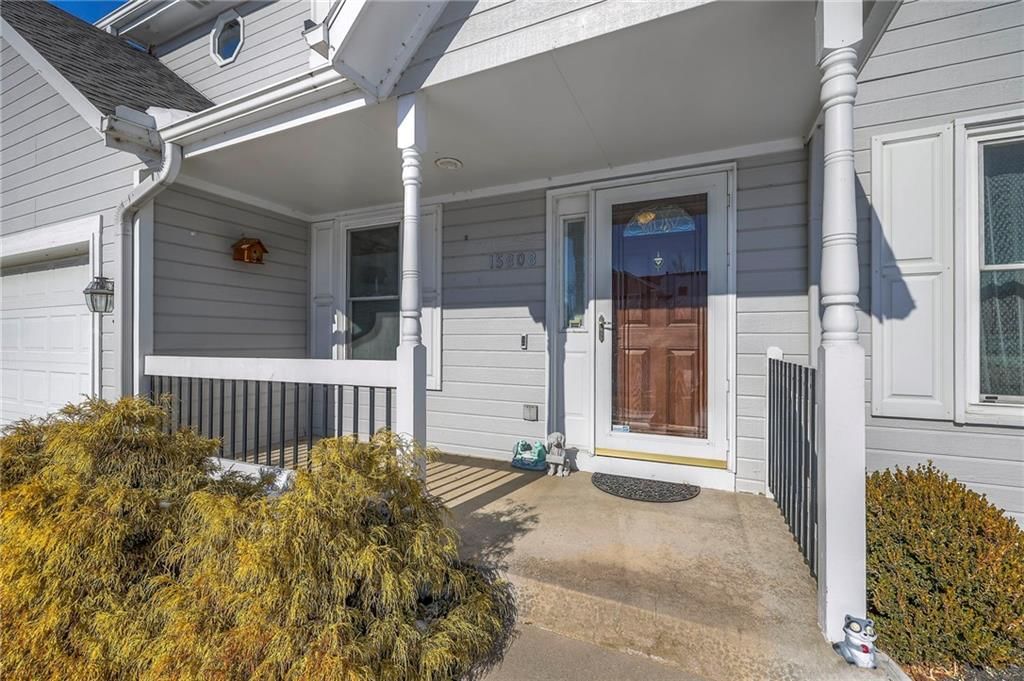15808 Glenwood Avenue — photo 3