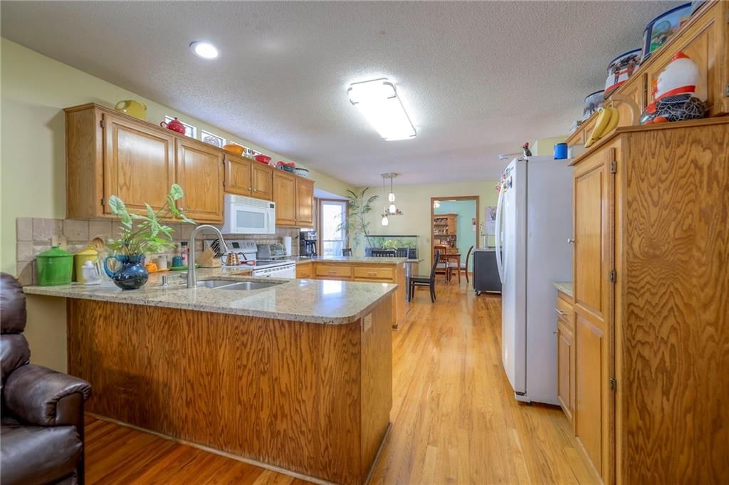 15808 Glenwood Avenue — photo 27