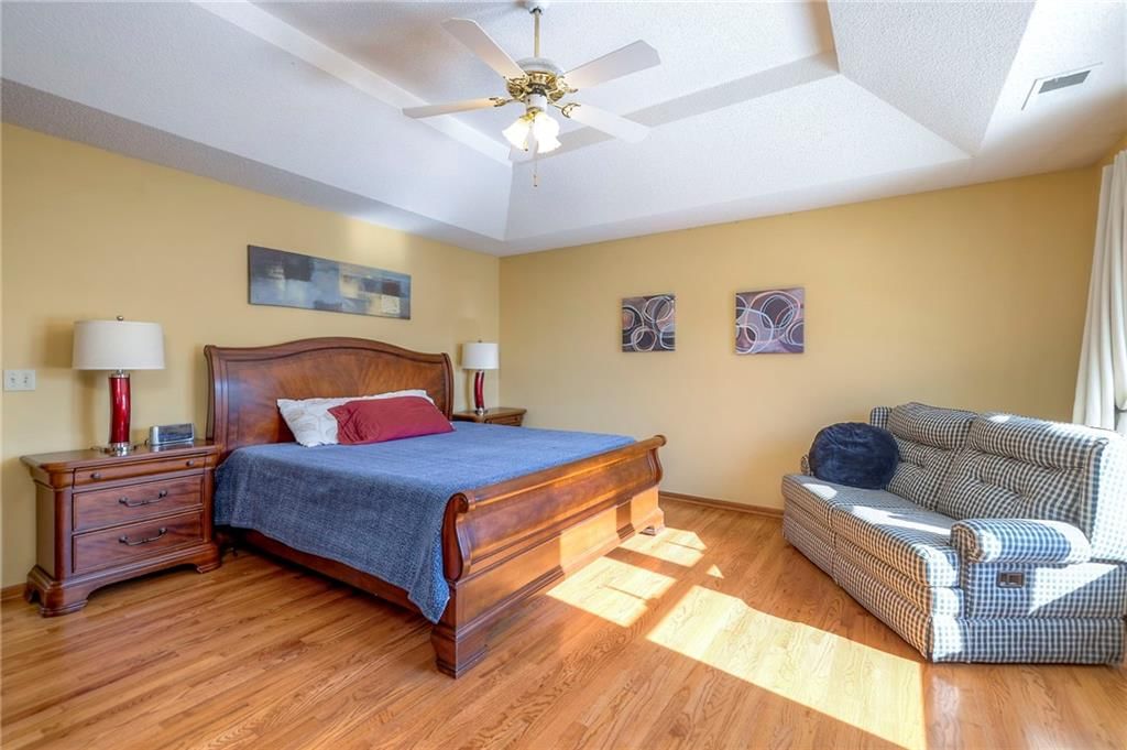 15808 Glenwood Avenue — photo 33