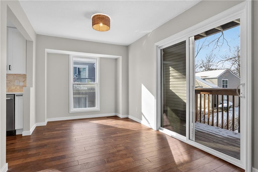 8360 NW Barrybrooke Drive — photo 4