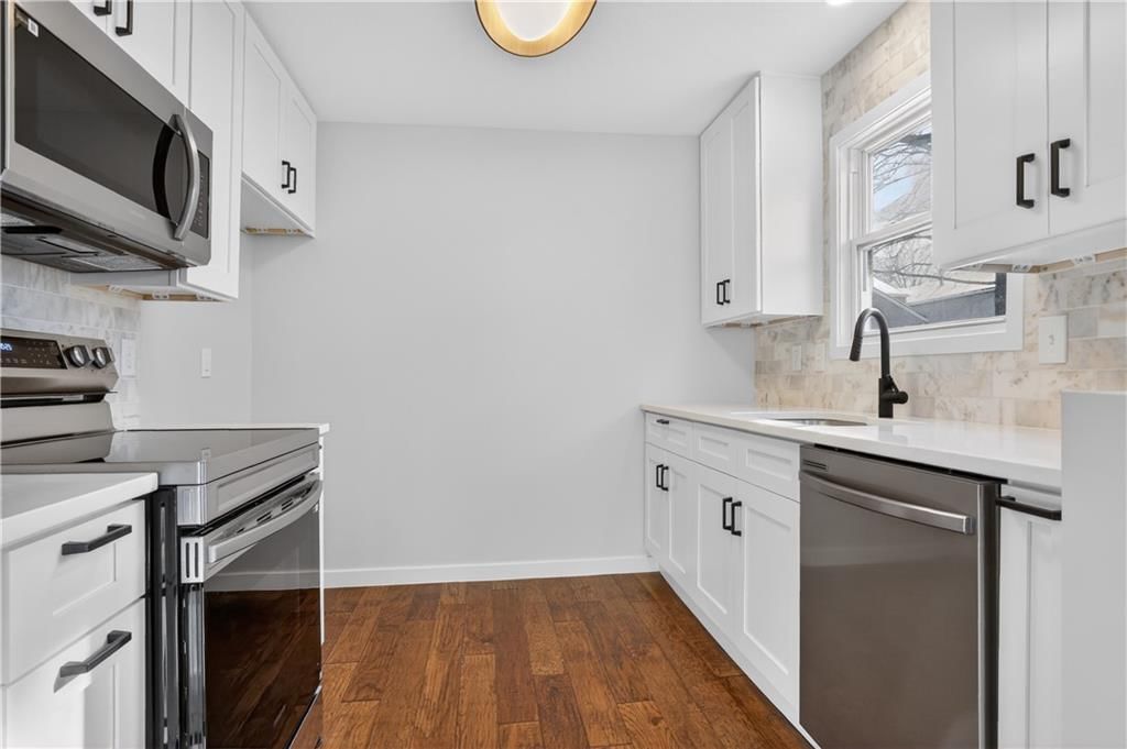 8360 NW Barrybrooke Drive — photo 5