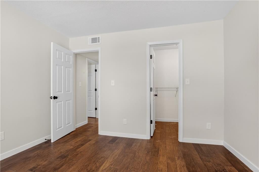 8360 NW Barrybrooke Drive — photo 12