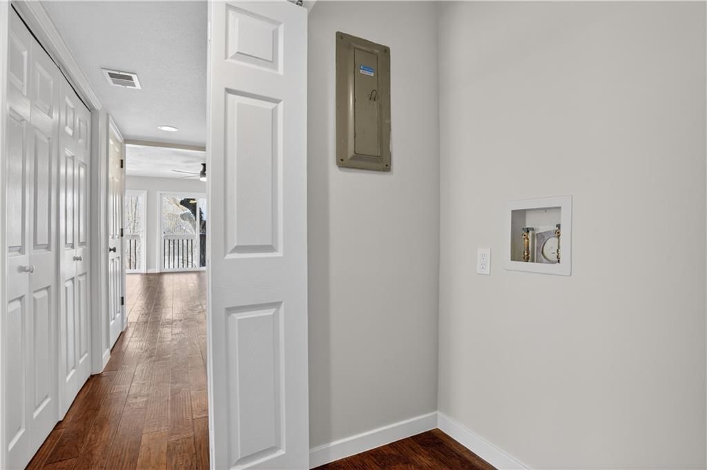 8360 NW Barrybrooke Drive — photo 14