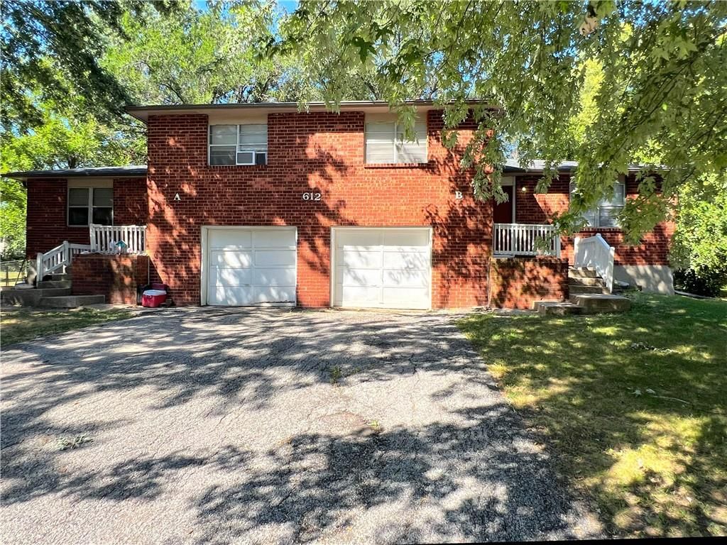 612 NE Florence Avenue, Lee's Summit, MO