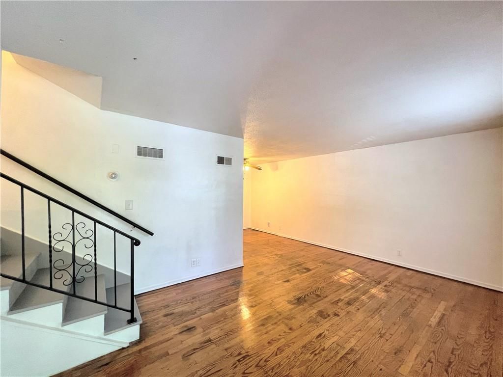 612 NE Florence Avenue — photo 7