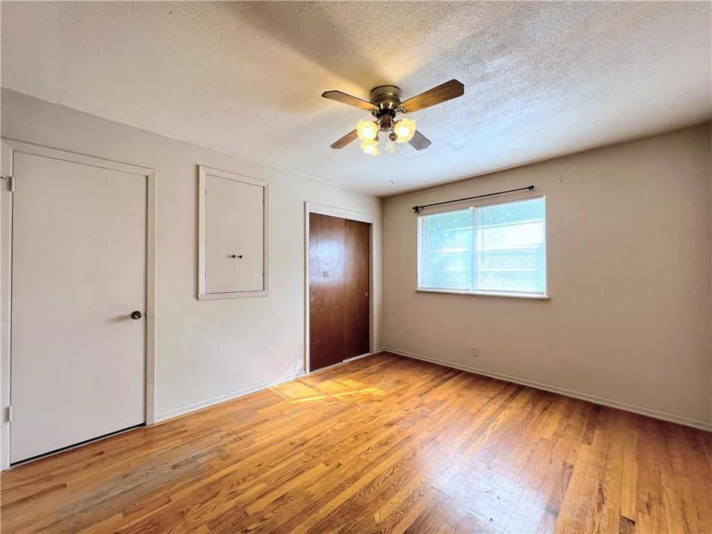 612 NE Florence Avenue — photo 16