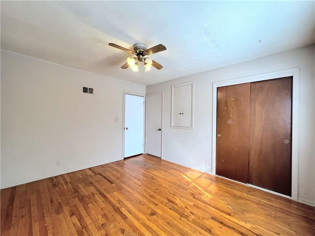 612 NE Florence Avenue — photo 17