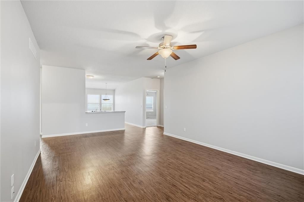 31847 W 172nd Street — photo 5