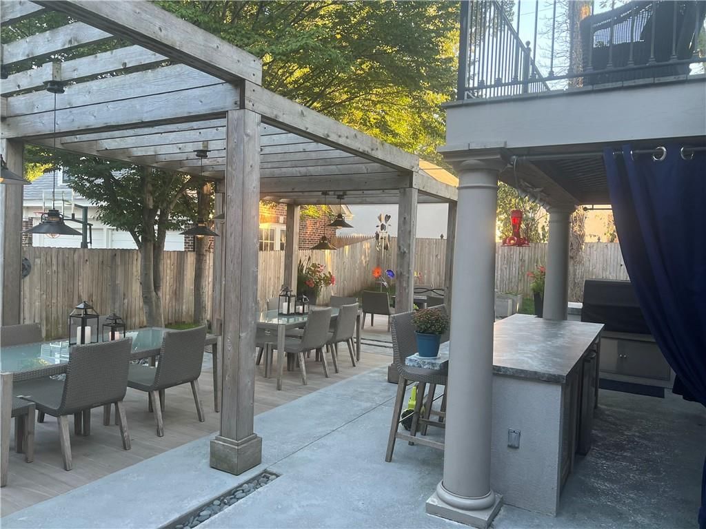 221 W 53rd Terrace — photo 67