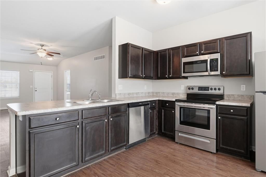 31927 W 172nd Street — photo 9