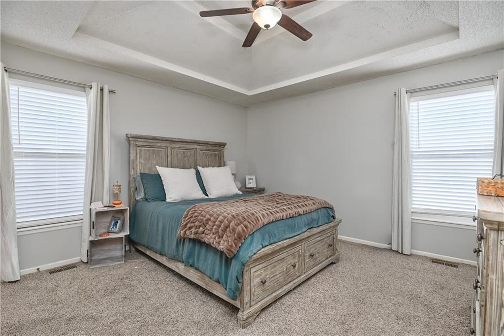 8006 S Church Road — photo 17