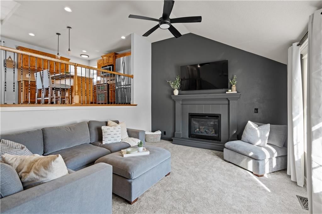 1716 NW Nicholas Drive — photo 4