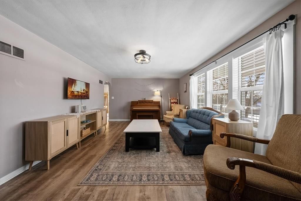 414 N Randolph Street — photo 4