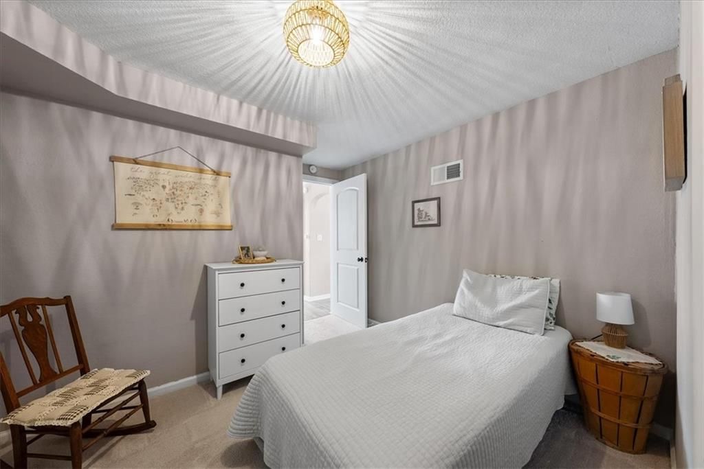 414 N Randolph Street — photo 18