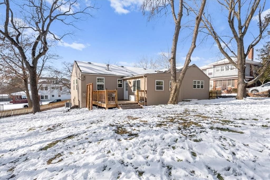 414 N Randolph Street — photo 27