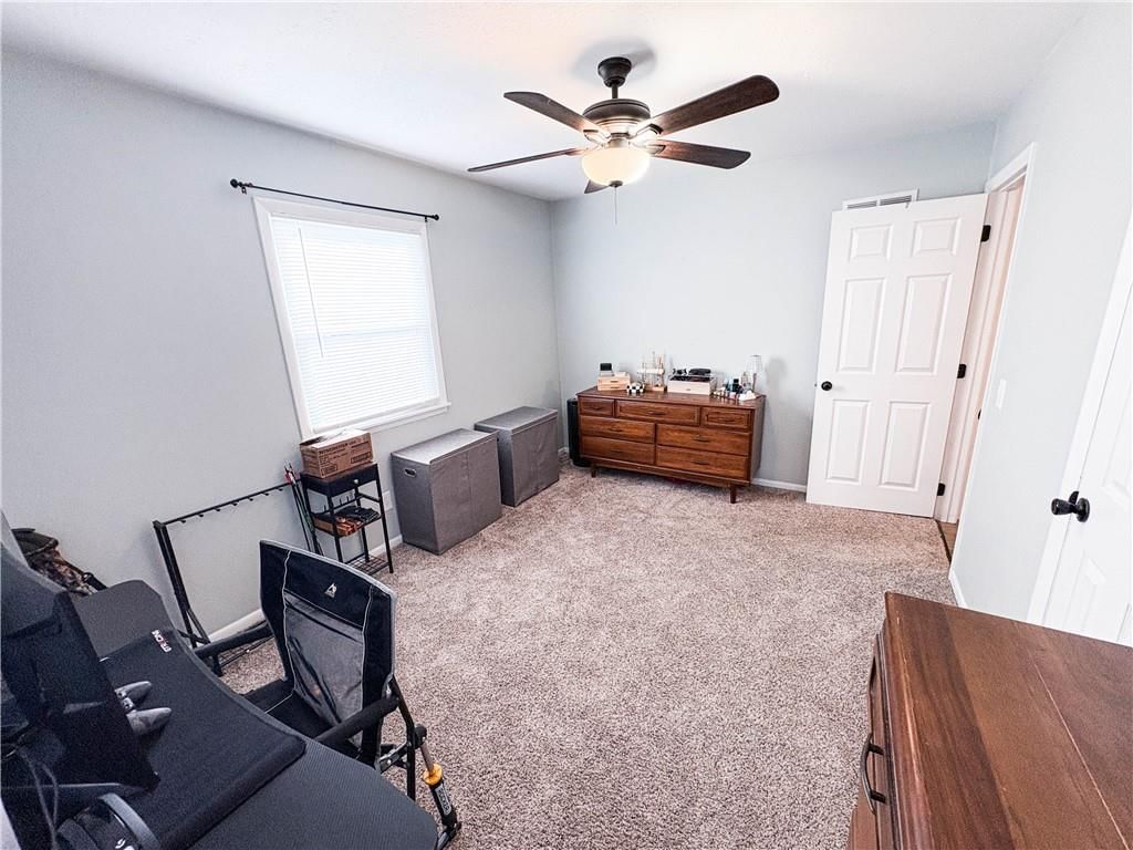207 Gunsmoke Drive — photo 22