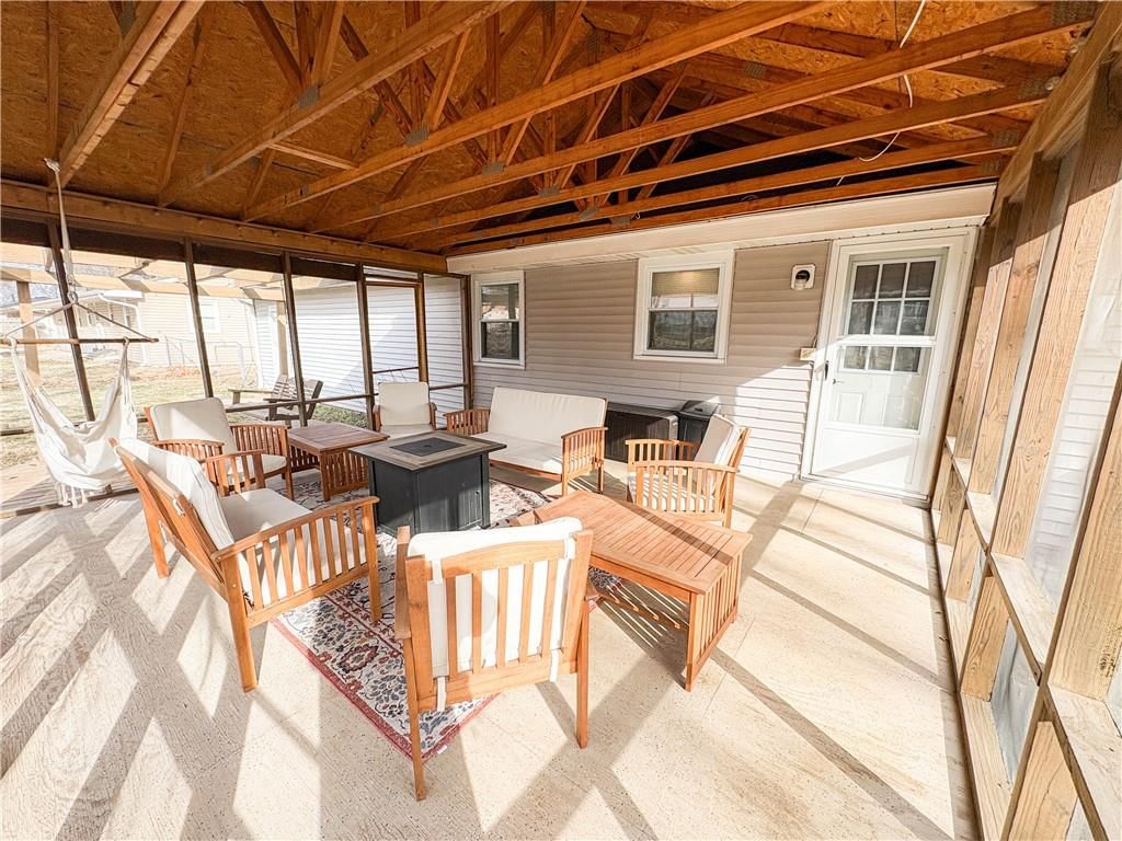 207 Gunsmoke Drive — photo 28