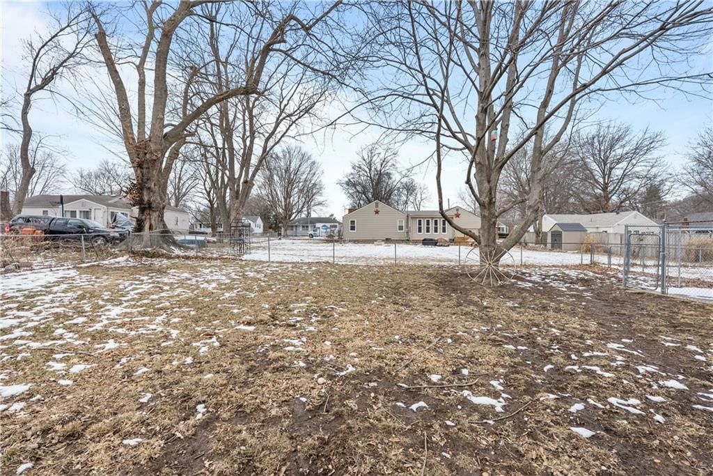 509 SW 15TH Street — photo 28