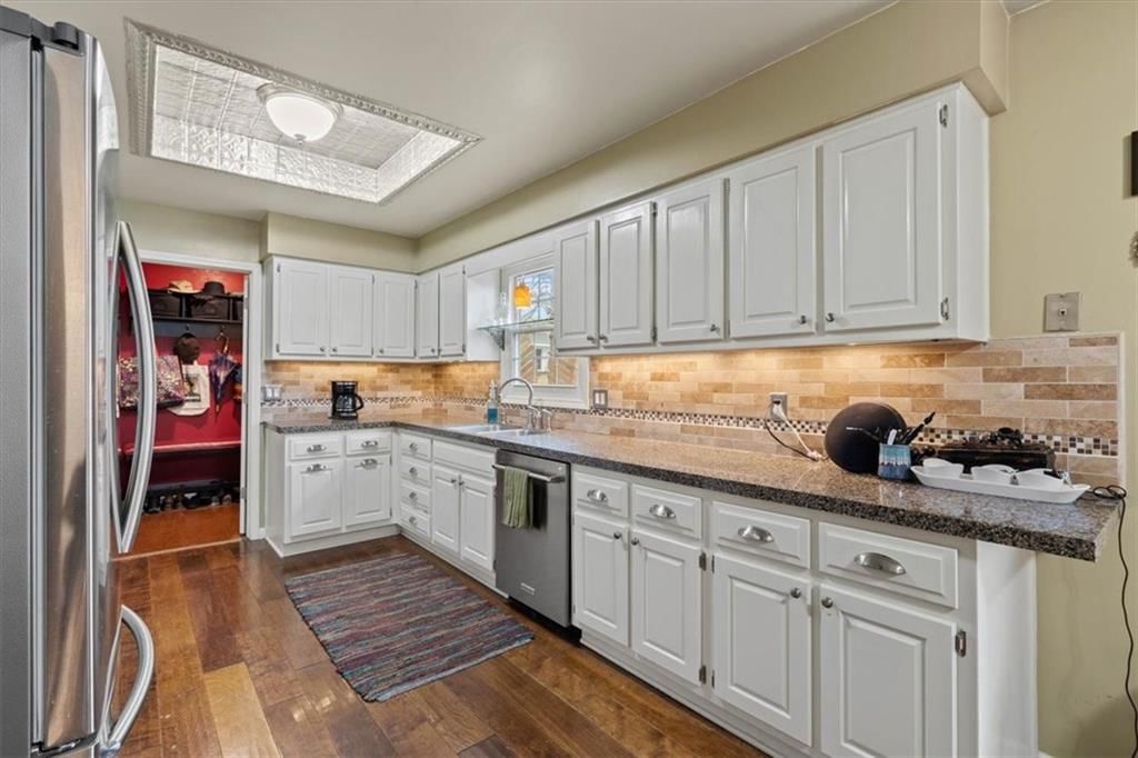 14512 W 69th Street — photo 15