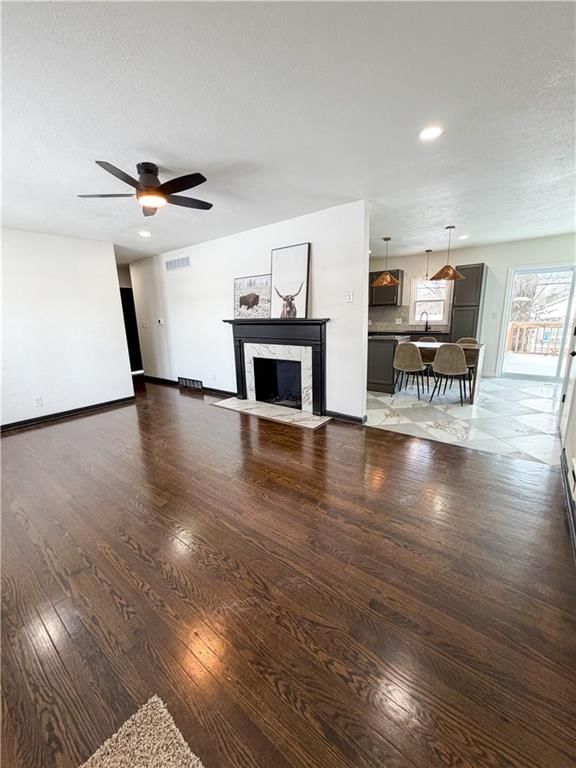 5112 N Cypress Avenue — photo 16