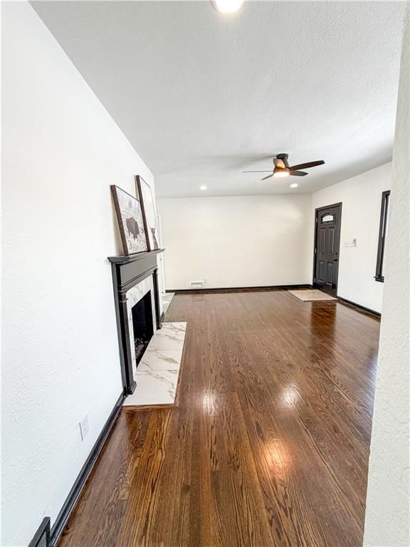 5112 N Cypress Avenue — photo 18